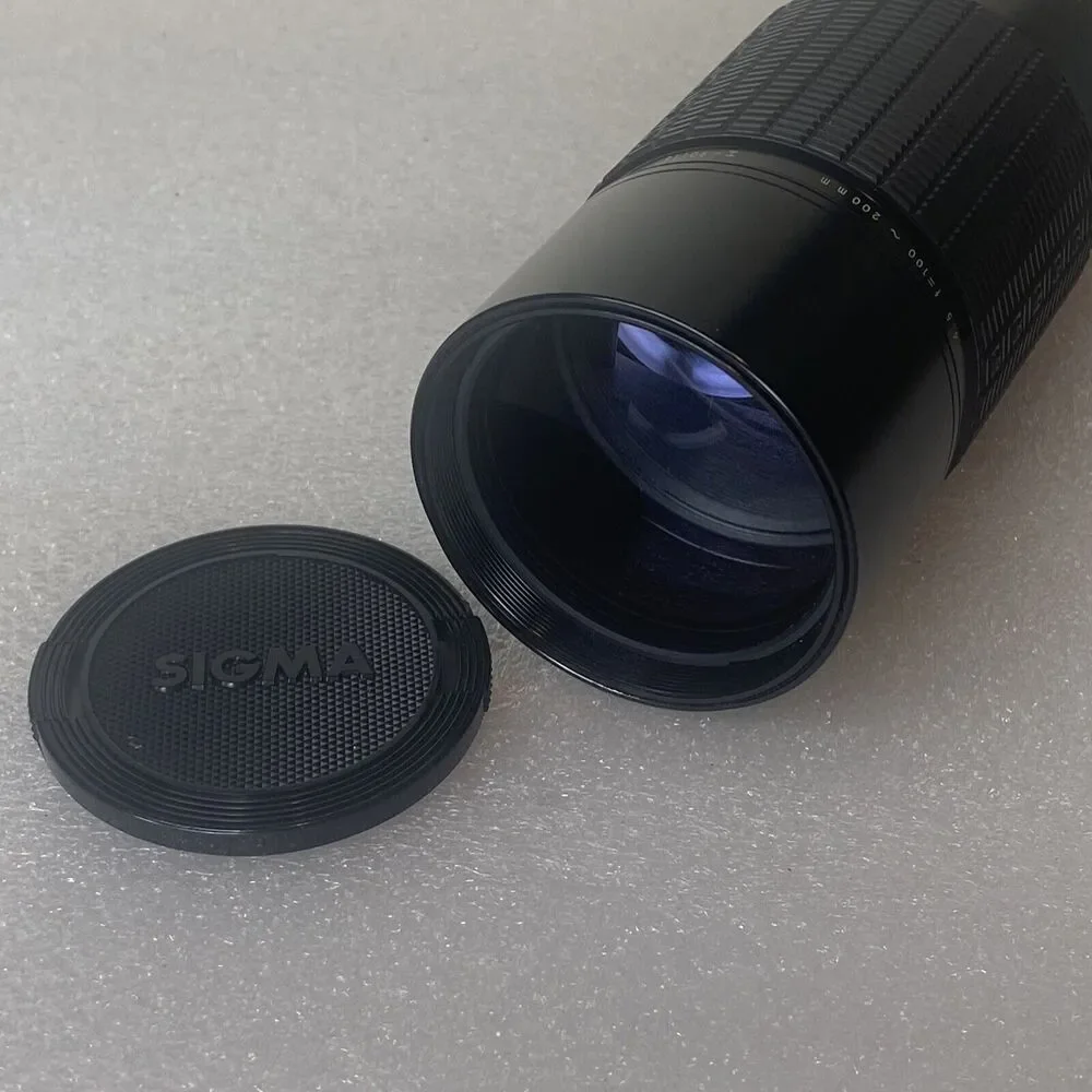 Sigma Zoom-K II 52mm MACRO ZOOM Lens for Pentax K F4.5 f=100~200mm  with case
